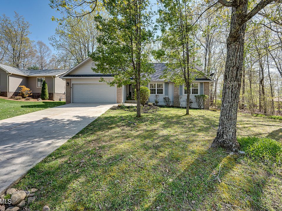 143 Lakeside Dr, Fairfield Glade, TN 38558 Zillow