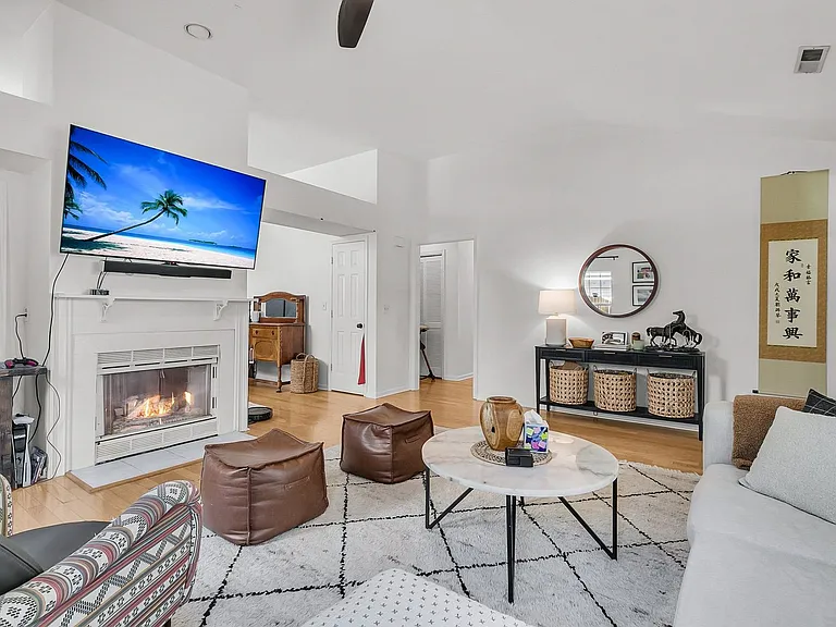 2045 Arundel Pl — Photo 17