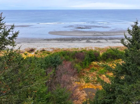 12531 Tow Hill Rd, Masset, BC V0T 1M0