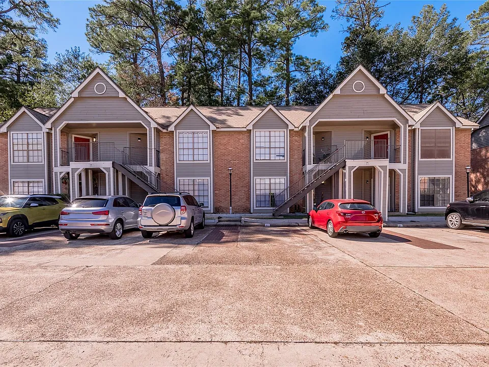 2402 Sycamore Ave #D4