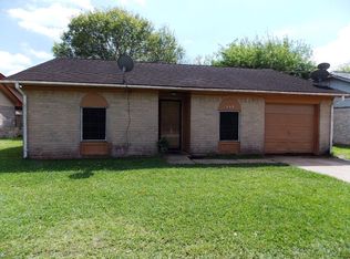 609 Bryan St, Angleton, TX 77515