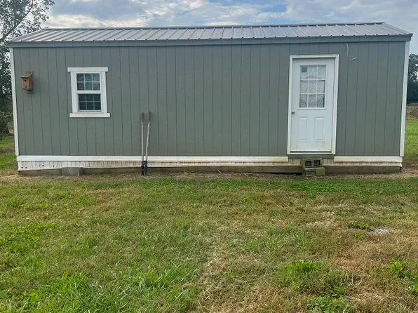 16710 Archers Creek Ln, Amelia Court House, VA 23002