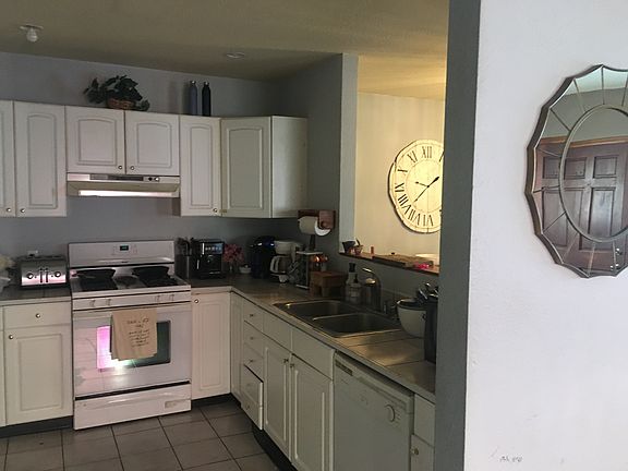 3rd image of 309 2nd Ave S #A