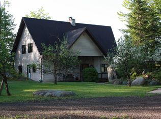 25 N Basin Dr, Negaunee, MI 49866