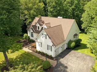 10 Mane Way, Pawling, NY 12564