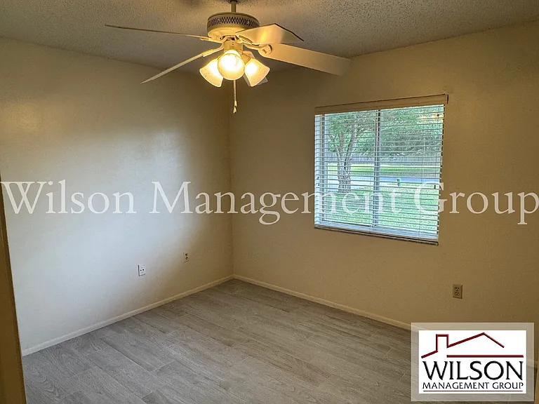 10041 Massey St — Photo 10