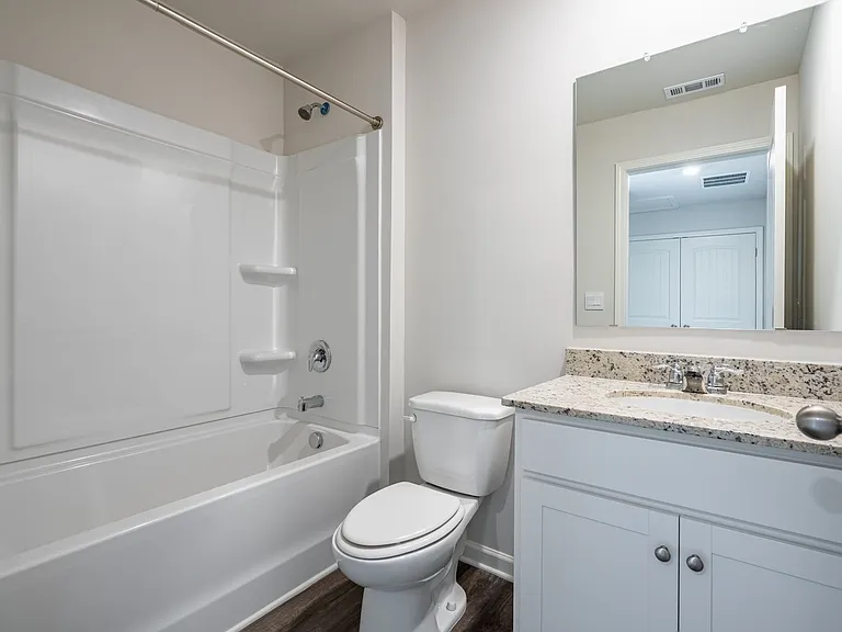 1005 N 2nd Ave NW #1 — Photo 21