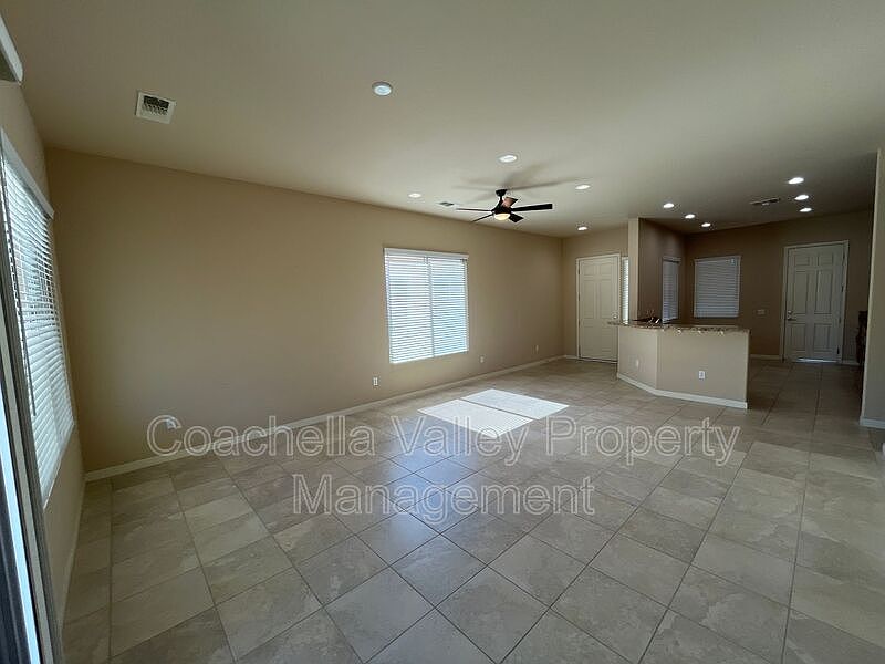 1st image of 81682 Avenida Alturas
