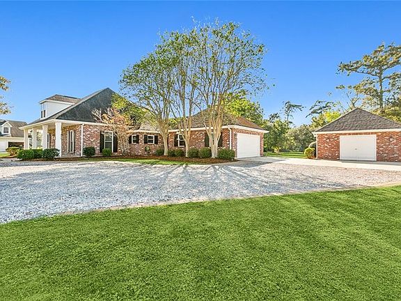 5th image of 13 Parc Riverwood Dr