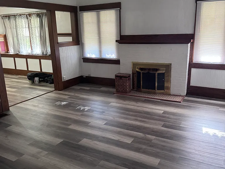 1495 W Macon St — Photo 2