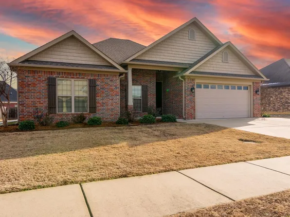 1730 Sylar Cir, Conway, AR 72034