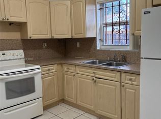 1111 NW 19th Ave APT 105, Miami, FL 33125