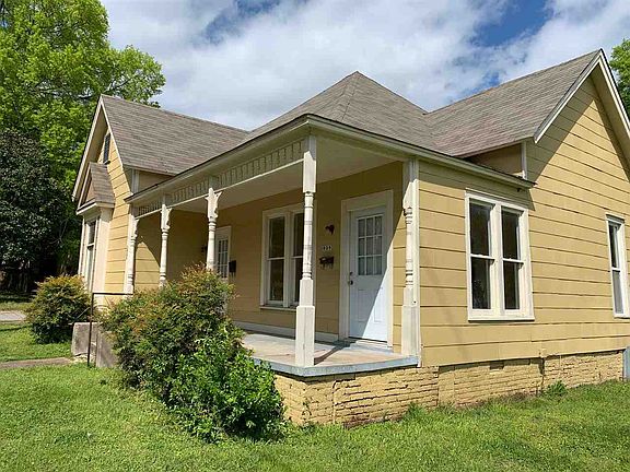 2nd image of 808 N Highland Ave