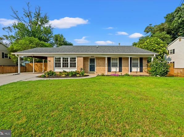 5602 Ashfield Rd, Alexandria, VA 22315