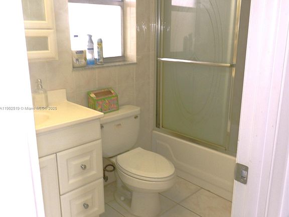 4th image of 9661 Sunrise Lakes Blvd APT 305