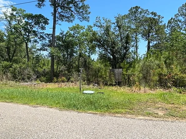 9078 Bayou Dr, Bay Saint Louis, MS 39520