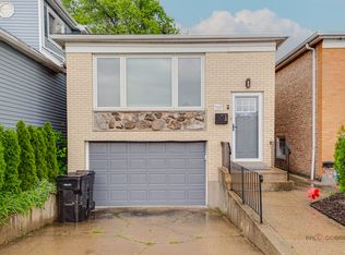 7119 W Devon Ave, Chicago, IL 60631