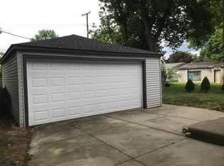 11086 Cornell St, Taylor, MI 48180