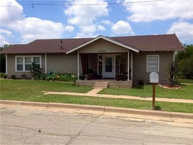 1000 W Liveoak St, Coleman, TX, 76834