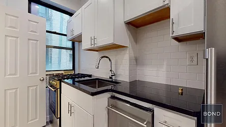 Rented by Bond New York