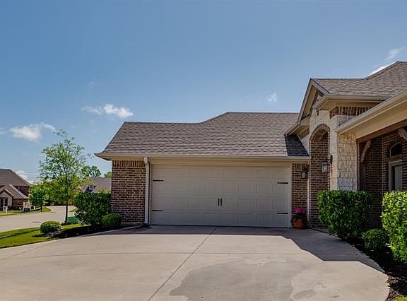 3rd image of 6505 Deer Horn Dr