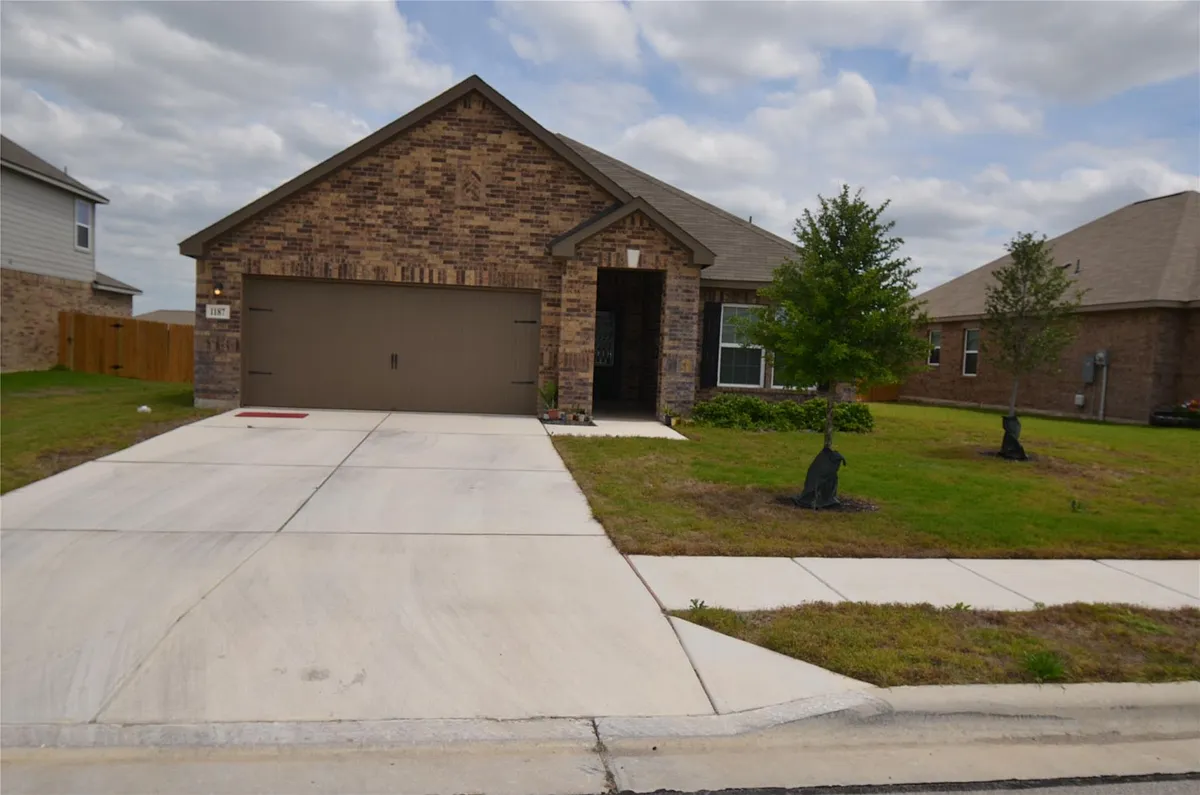 Building Photo - 1187 Amy Dr