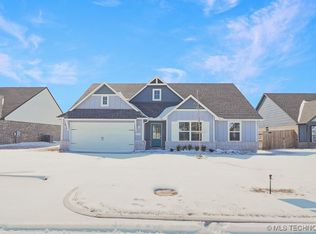 15712 E 75th St N, Owasso, OK 74055