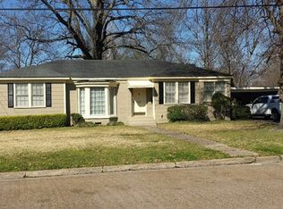 711 E 3rd St, Leland, MS 38756