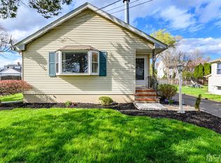 1120 Bleecher St, Manville, NJ 08835