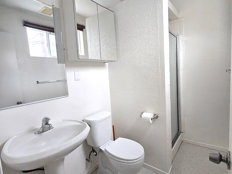 718 Santa Rita Pl #B — Photo 13