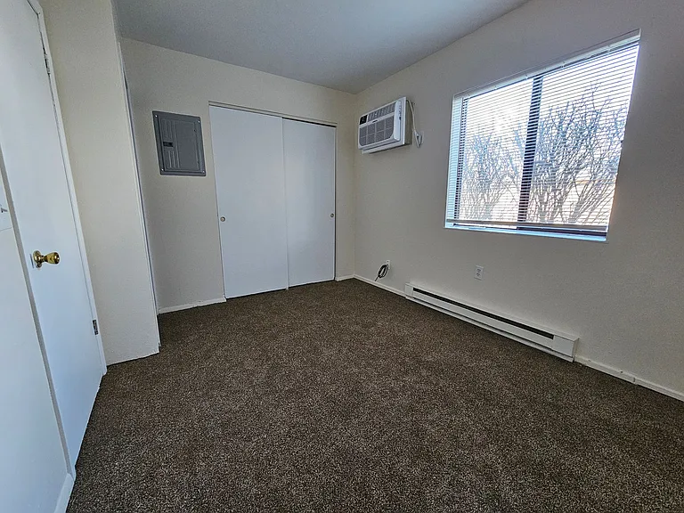 Tetherwood Apartments — Photo 18
