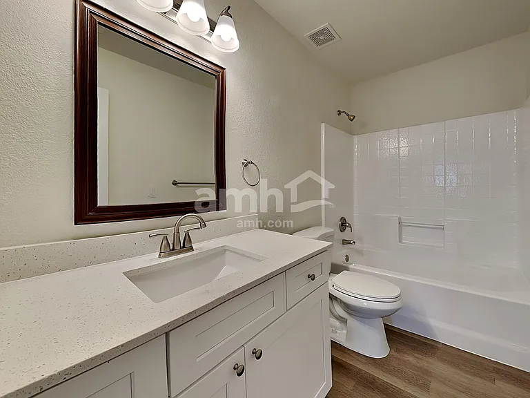 7599 W Vermont Ave — Photo 17