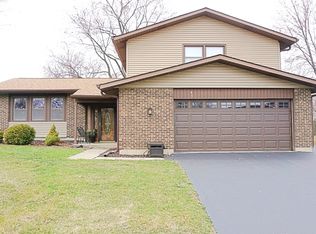 349 Knight Ct, Bolingbrook, IL 60440