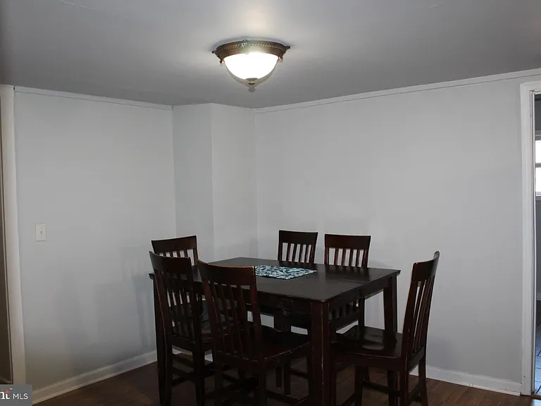 116 Greenbank Rd — Photo 7