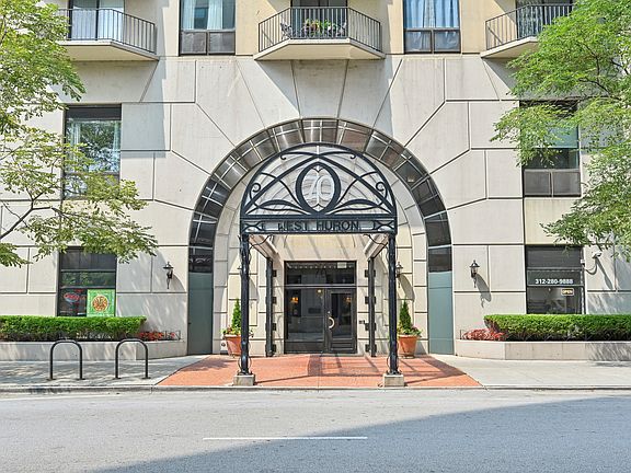 2nd image of 70 W Huron St APT 2409