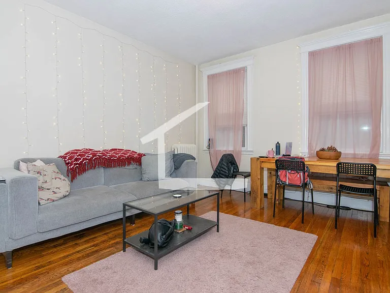 22 Orkney Rd #2C — Photo 3
