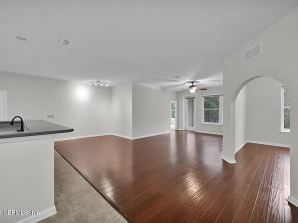 13364 BEACH Boulevard #829, Jacksonville, FL 32224