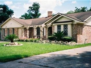 6203 Autumn Arbor Dr, Houston, TX 77092