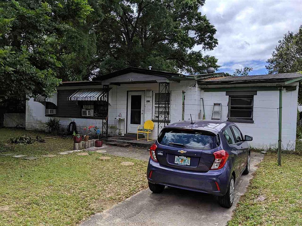 1st image of 403 Forest Park Dr