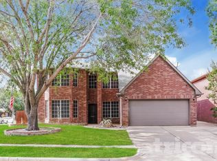 2309 Green Creek Dr, Arlington, TX 76001