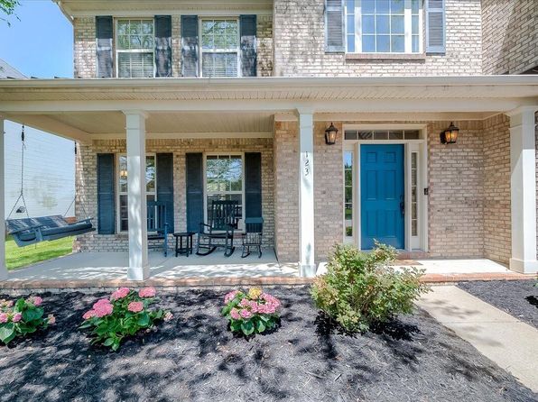 123 McClelland Springs Dr, Georgetown, KY 40324