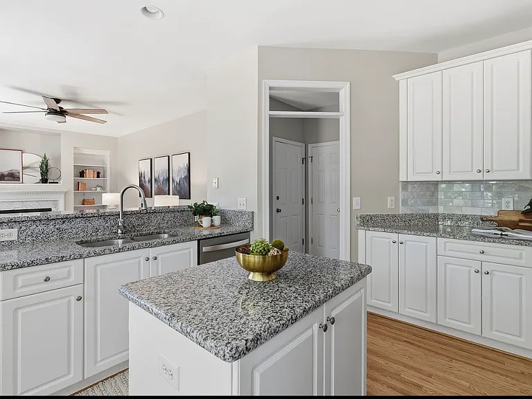 15919 Hampton Summit Dr — Photo 9