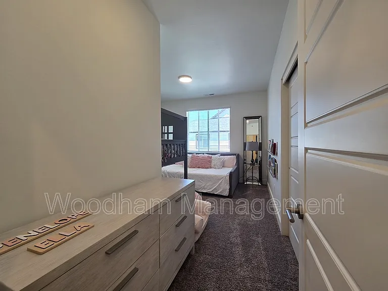 4819 Harvest Pkwy — Photo 35