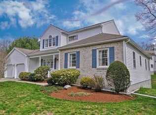10 Pear Tree Ln, Franklin, MA 02038