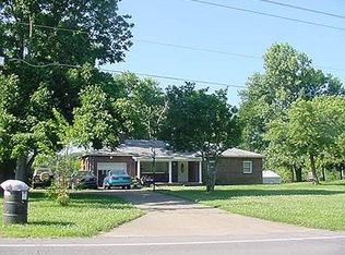 4380 Raleigh Rd, Eldorado, IL 62930