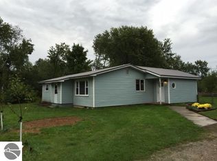 4904 E Gallivan Rd, Cedar, MI 49621