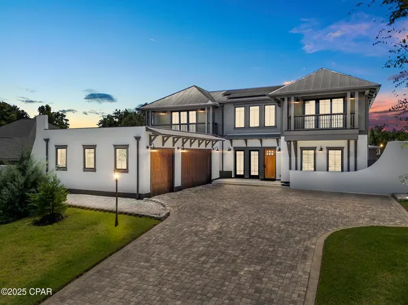 158 Lake Merial Blvd, Southport, FL 32409