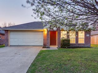 6123 Ridan Ln, Dallas, TX 75211