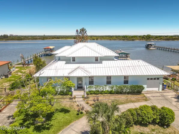 1205 S Riverside Dr, Edgewater, FL 32132