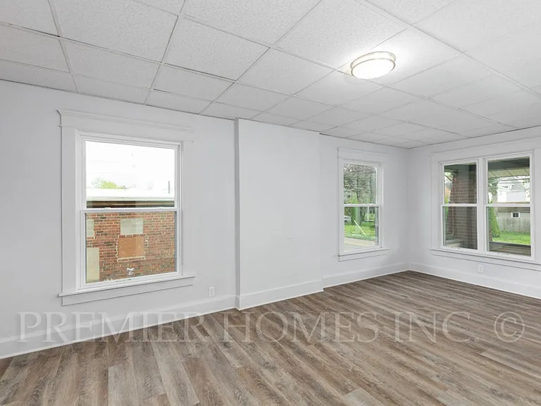 2613 4th St NW — Photo 6